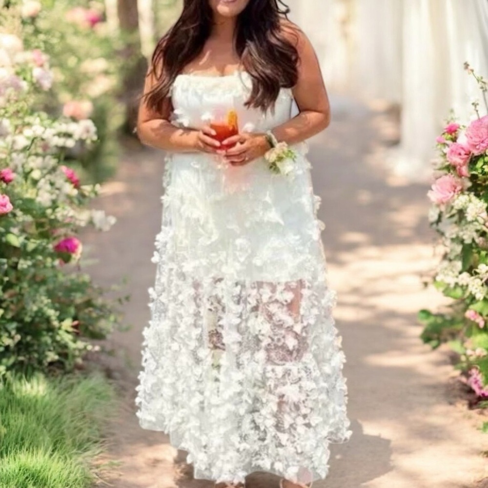 HELSI x BHLDN Athena Embroidered 3D Floral Applique XL Ivory Hi Lo Midi Bridal